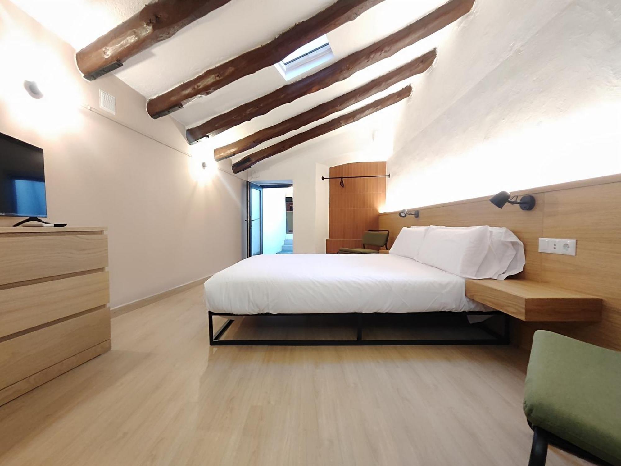 Apartment Mazi Placa Gran